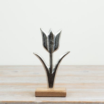 a stylish shiny flower ornament 