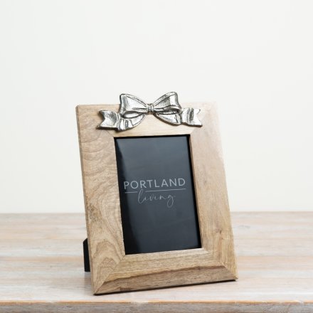 Freestanding Wood Bow Frame, 25.5cm 