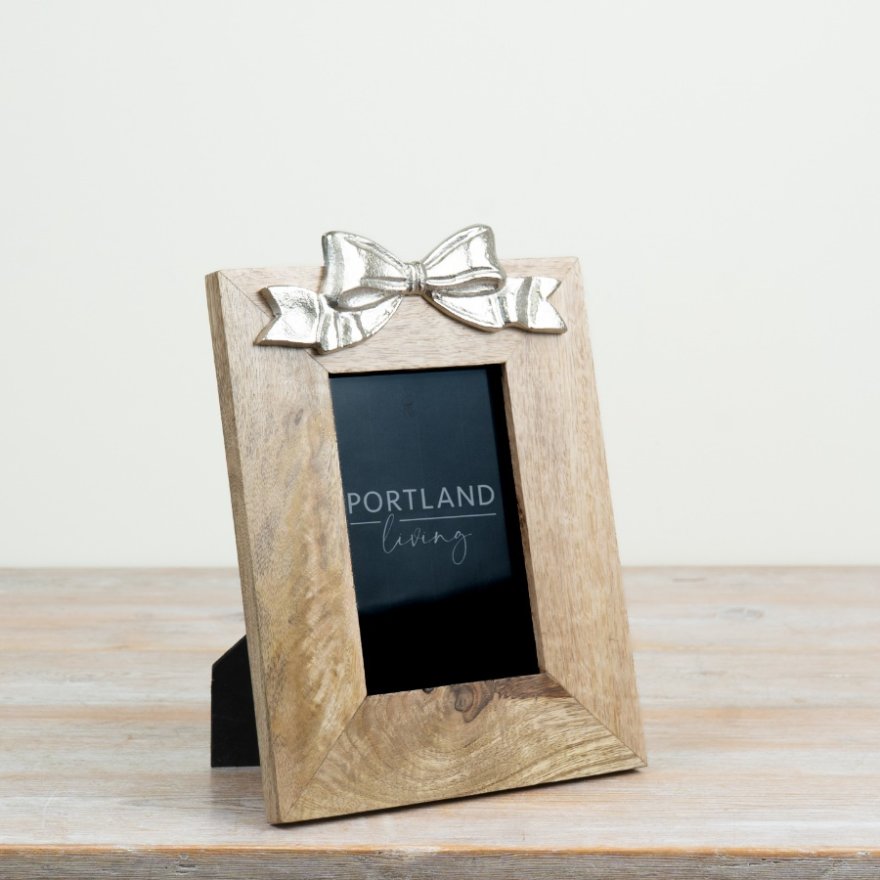 28cm Wood Frame with Bow, 5x7"