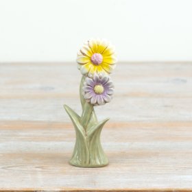 Delightful lily flower ornament with retro charm
