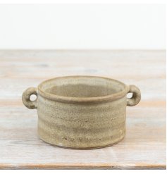 ideal for warming soups, stews, hearty grain bowls or adding a rustic touch to your table