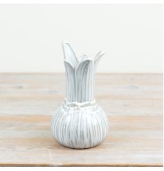 Elegant vase featuring a daffodil-inspired silhouette perfect for brightening any room
