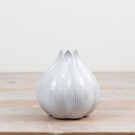Graceful ceramic bud vase to elegantly present your favourite flowers with enduring style