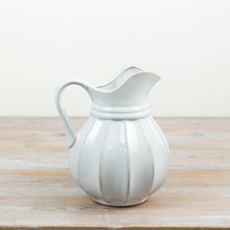 a charming rust-hued farmhouse style ribbed jug vase