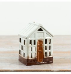 delightful countryside-inspired tea light holder