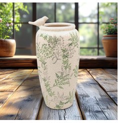 delightful songbird-inspired floral vase perfect for adding natural charm to any room