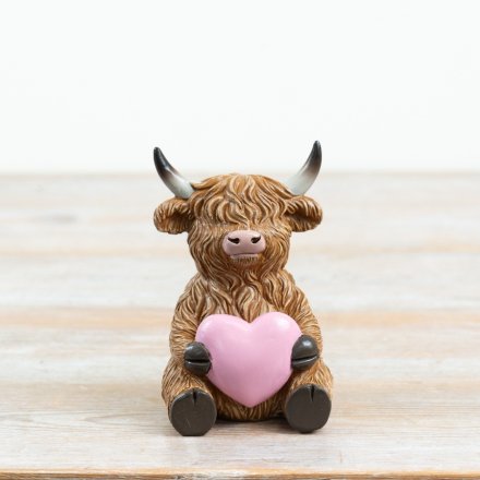 Highland Cow Deco Holding Pink Heart, 11.5cm