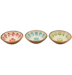 Enhance your kitchen with these sturdy 25cm floral enamel bowls, perfect for every occasion