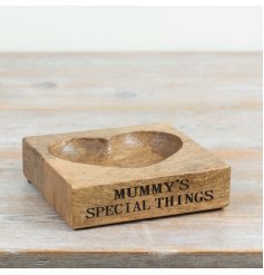 Expertly crafted solid wood dish to cherish and organise a mother’s favourite mementos