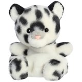 a small fluffy leopard palm pal 