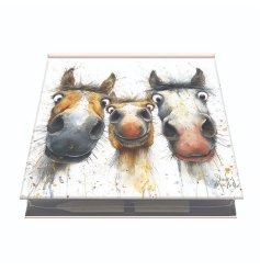 Keep your thoughts organised with this handy memo pad and pencil set
