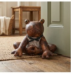 Charming doorstop that blends function with whimsical style