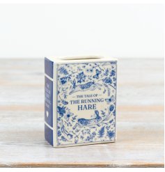 The absolute perfect gift for bibliophiles, bookworms, and nature lovers alike! 