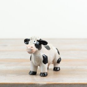 Perfect for farmhouse displays, desk companions, kitchen décor, or gifts for bovine enthusiasts