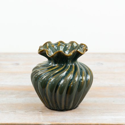 Green Fluted Vase, 17.5cm 