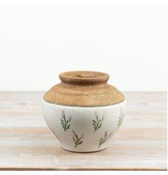 a charming flower design vase 
