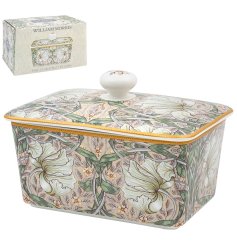 Keep your butter fresh and stylish with this timeless ceramic butter dish
