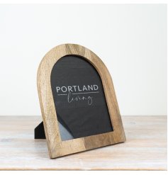 Elevate your favorite photographs with this stunning frame