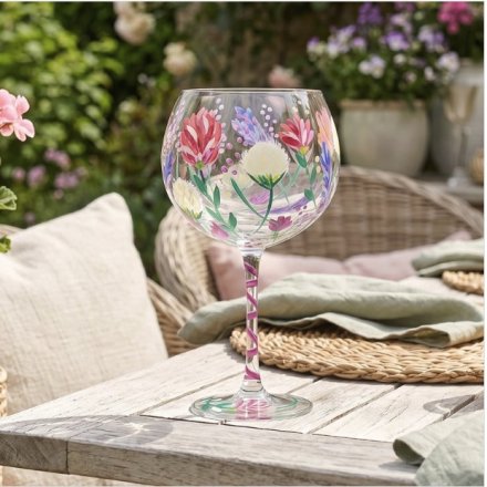 22cm Hedgerow Flowers Gin Glass