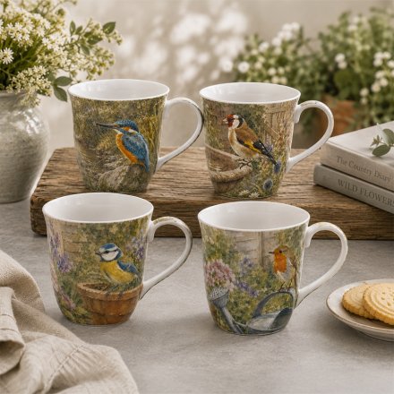 4/A Garden Birds Mug