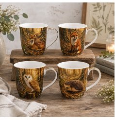 a stunning wildlife mug set 