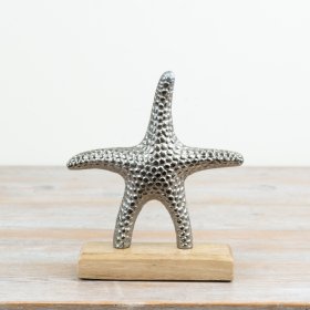 Elegant starfish figurine in natural tones, perfect for adding coastal charm to your home